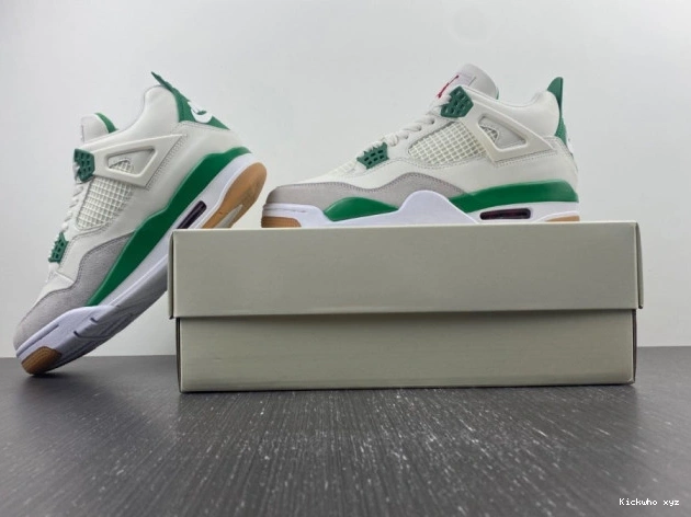 Green SB Nike Air Jordan Pine 4 x DR5415-103 0817